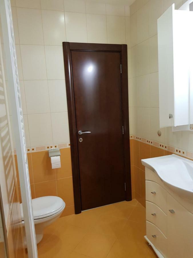 Hulk Apartment Vrsac Bagian luar foto